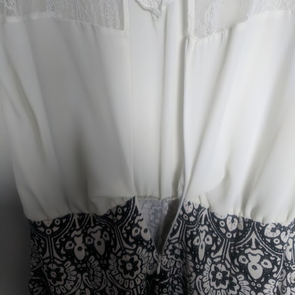 JustFab Floral Fit & Flare Dress- Size Small - Picture 6 of 8